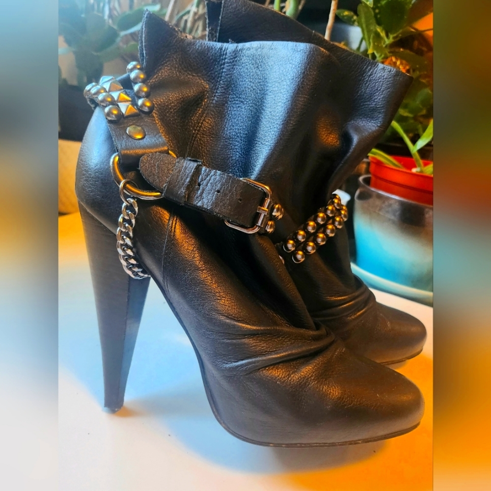 Aldo leather studded Franker boots size 40